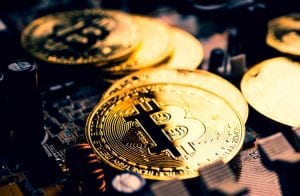 Diferenças entre OTC, Exchange e P2P no ponto de vista jurídico