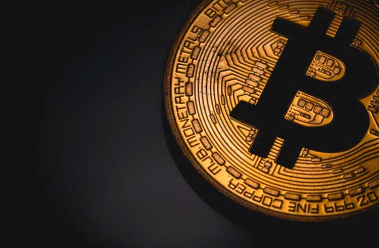 Exposição de "cripto-arte" espalha Bitcoins pela França