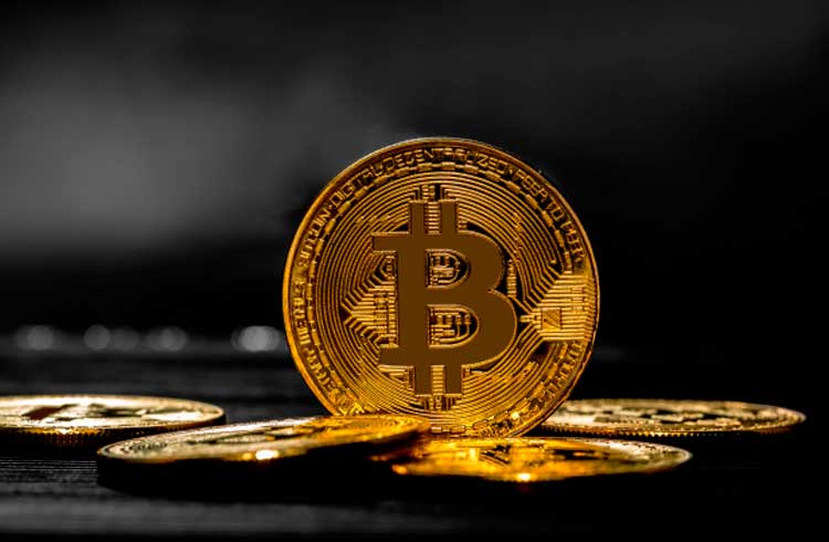 Tim Draper acredita que é inevitável que o Bitcoin substitua o dinheiro fiduciário