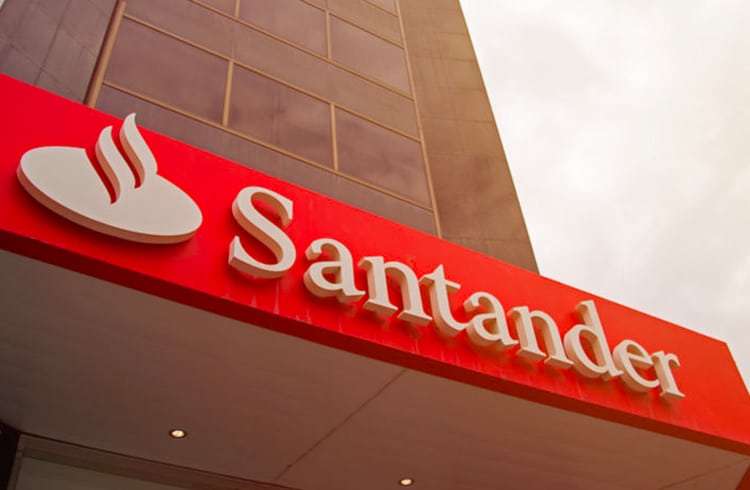 Santander faz acordo de US$700 milhões para usar blockchain e outras tecnologias da IBM