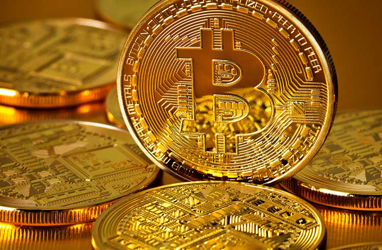 investir 10 mil em bitcoin investindo em máquina de bitcoin